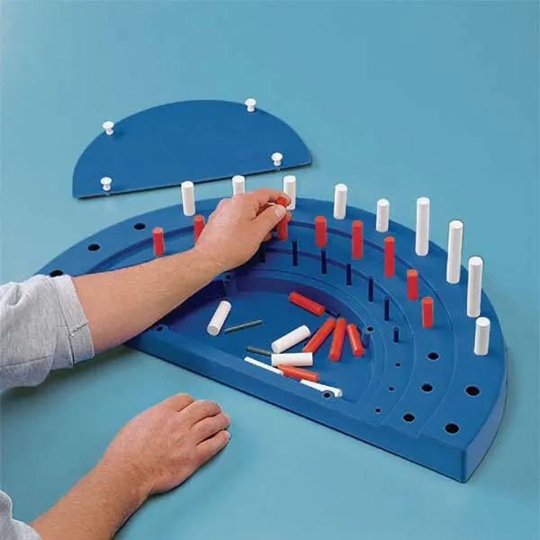 Tablero de Clavijas Semicirculares Rolyan